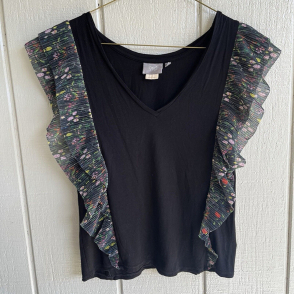Anthro Vanessa Virginia Indak Metallic Floral Flutter Sleeve Tee in Black Size S